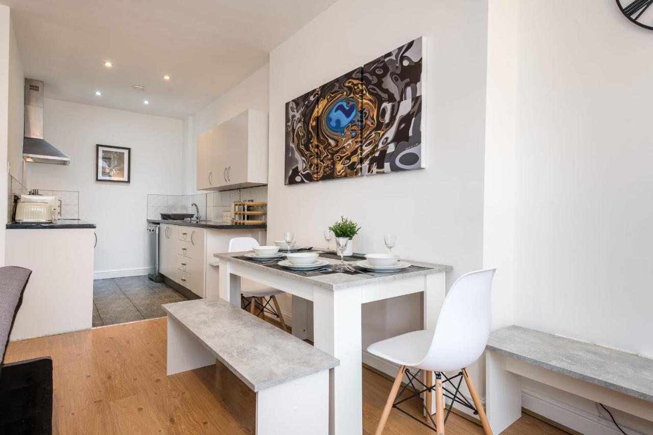 Superb Location, Lovely And Bright 2 Bed Liverpool Exterior foto